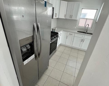 94 Roger Avenue - Photo Thumbnail 26