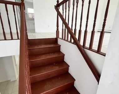 94 Roger Avenue - Photo Thumbnail 7