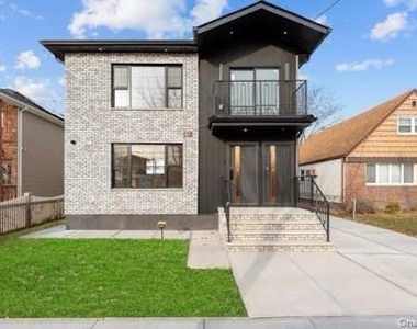24917 147th Road - Photo Thumbnail 12
