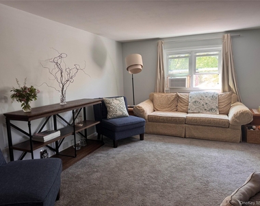 57 E Hall Avenue - Photo Thumbnail 15