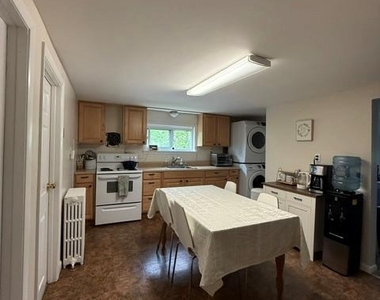 57 E Hall Avenue - Photo Thumbnail 4