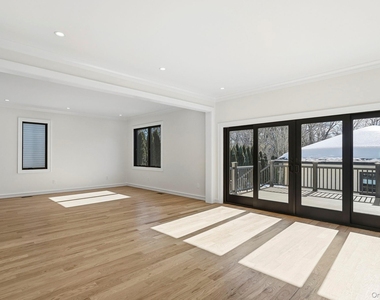 31 Gedney Way - Photo Thumbnail 14