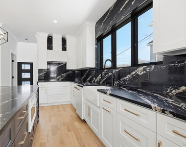 31 Gedney Way - Photo Thumbnail 20