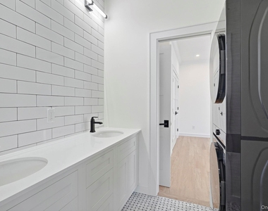 31 Gedney Way - Photo Thumbnail 31