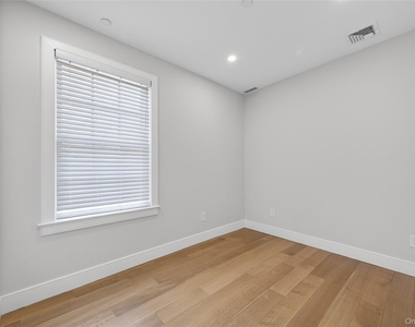 108 South Street - Photo Thumbnail 11