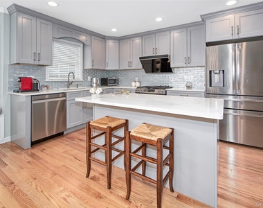 130 Wappanocca Avenue - Photo Thumbnail 4