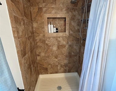 29 Dale Avenue - Photo Thumbnail 12