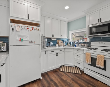 29 Dale Avenue - Photo Thumbnail 2