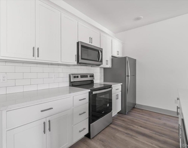 75 Forester Avenue - Photo Thumbnail 2