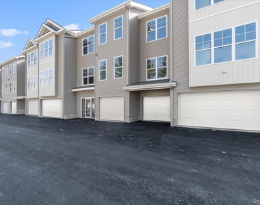 75 Forester Avenue - Photo Thumbnail 12
