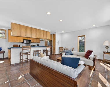 428 Harbor Road - Photo Thumbnail 8