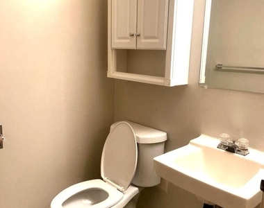 529 King Street - Photo Thumbnail 10