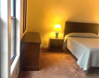 529 King Street - Photo Thumbnail 15