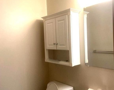 529 King Street - Photo Thumbnail 9