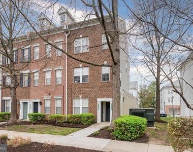 42461 Rockrose Square - Photo Thumbnail 2