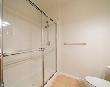 12929 Centre Park Circle - Photo Thumbnail 21