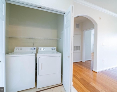 12929 Centre Park Circle - Photo Thumbnail 22