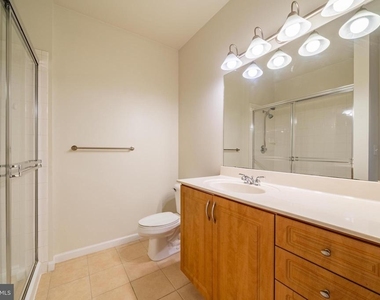 12929 Centre Park Circle - Photo Thumbnail 20