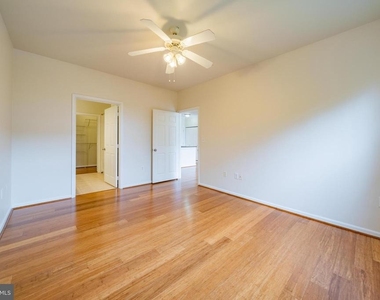 12929 Centre Park Circle - Photo Thumbnail 13