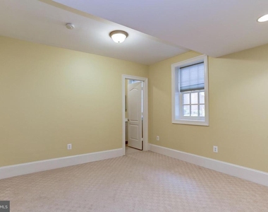 7233 Addington Drive - Photo Thumbnail 17