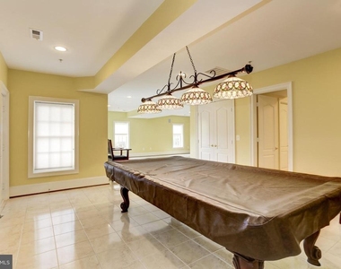 7233 Addington Drive - Photo Thumbnail 16