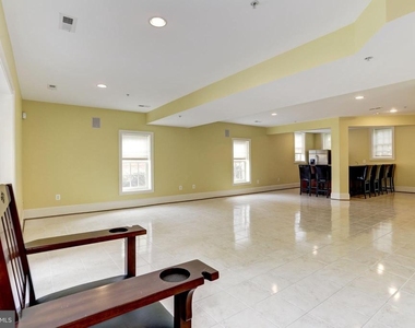 7233 Addington Drive - Photo Thumbnail 15