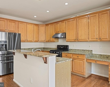 2658 Logan Wood Drive - Photo Thumbnail 11
