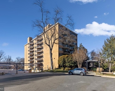 2030 N Adams Street - Photo Thumbnail 1
