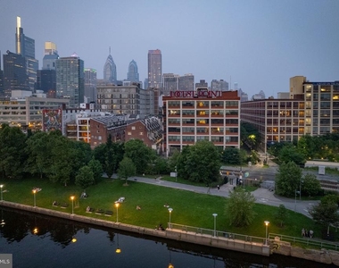 2429 Locust Street - Photo Thumbnail 27