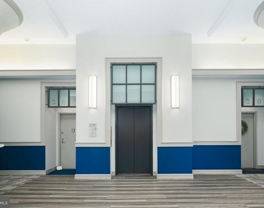 2429 Locust Street - Photo Thumbnail 13