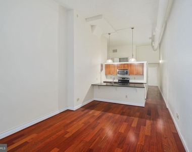 2429 Locust Street - Photo Thumbnail 2