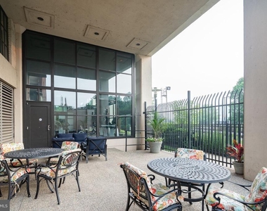 2429 Locust Street - Photo Thumbnail 15