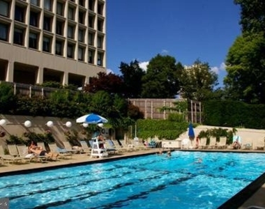 220 Locust Street - Photo Thumbnail 8