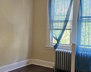 5611 Boyer Street - Photo Thumbnail 7