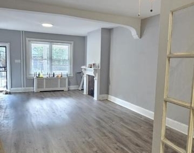 5611 Boyer Street - Photo Thumbnail 2