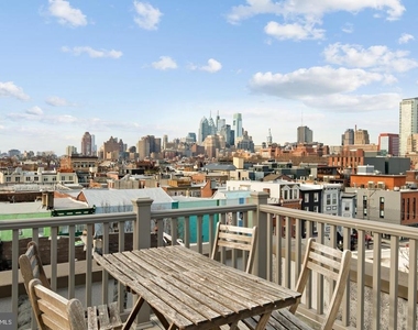 427 Monroe Street - Photo Thumbnail 7