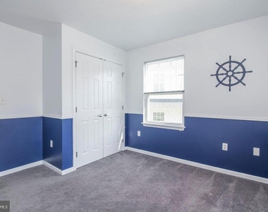 3718 Merrick Road - Photo Thumbnail 16