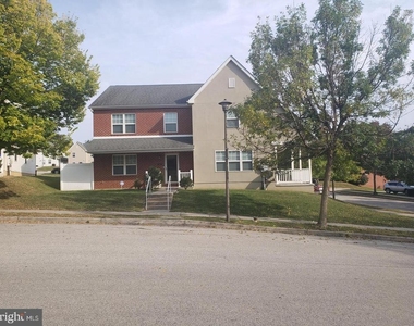 3718 Merrick Road - Photo Thumbnail 2