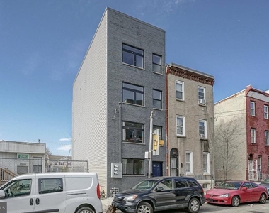 1702 N Gratz Street - Photo Thumbnail 12