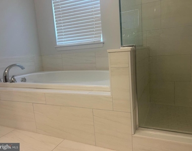 4438 Riverview Lane - Photo Thumbnail 15