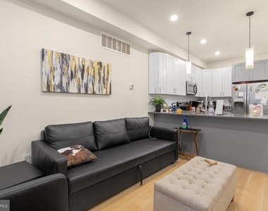1702 Point Breeze Avenue - Photo Thumbnail 1