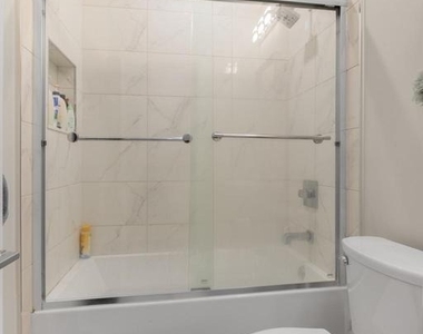 1702 Point Breeze Avenue - Photo Thumbnail 7