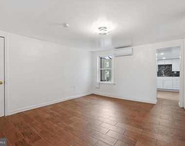 250 E Girard Avenue - Photo Thumbnail 7