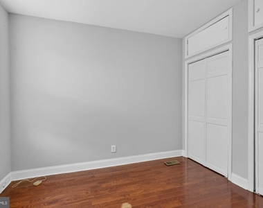 2319 E Somerset Street - Photo Thumbnail 26