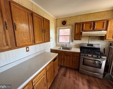 69 S 7th Street - Photo Thumbnail 1