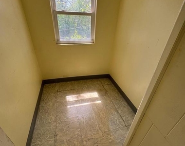 69 S 7th Street - Photo Thumbnail 10