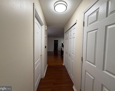 123 Lionheart Lane - Photo Thumbnail 6