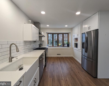 26 Forest Drive - Photo Thumbnail 2