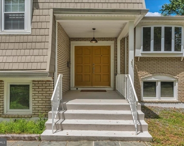 26 Forest Drive - Photo Thumbnail 13