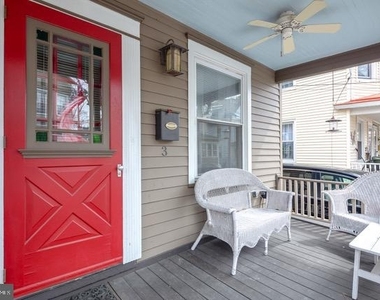 3 Lee Avenue - Photo Thumbnail 1